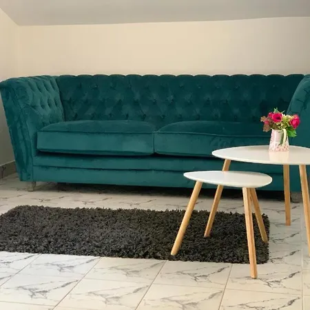 Diana Borik ザダル